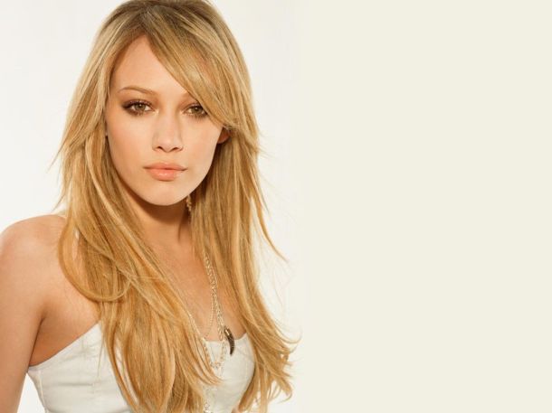 hilary_duff_gamer style